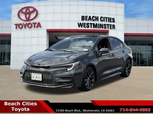 Used 2024 Toyota Corolla XSE image 6