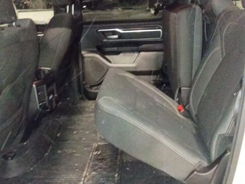 Used 2021 RAM 1500 Big Horn image 10