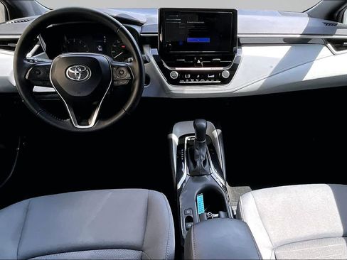 Used 2025 Toyota Corolla SE FWD image 16