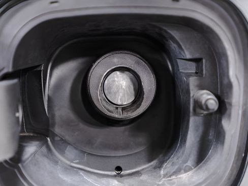 Used 2022 Cadillac XT5 Premium Luxury w/ LPO, Floor Liner Package image 40