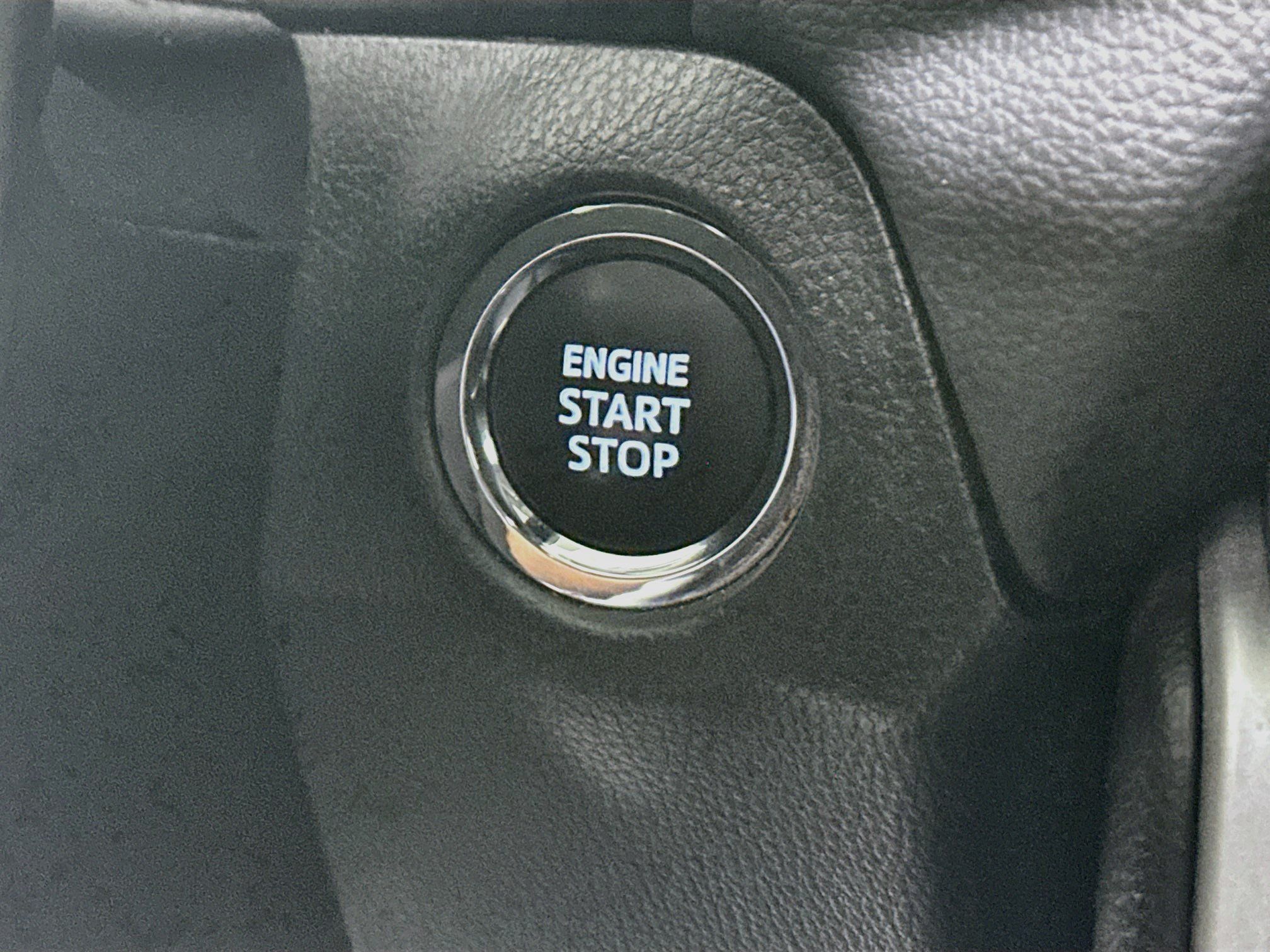 Used 2023 Toyota RAV4 XLE w/ Convenience Package FWD image 20