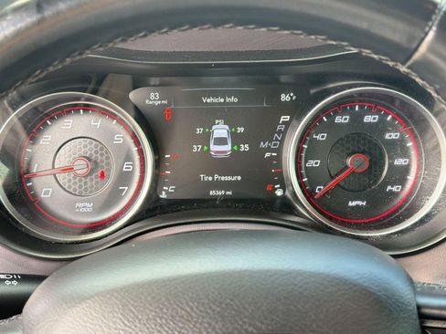 Used 2020 Dodge Charger SXT w/ Driver Convenience Group RWD image 16