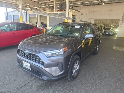 Used 2024 Toyota RAV4 LE AWD/4WD image 1