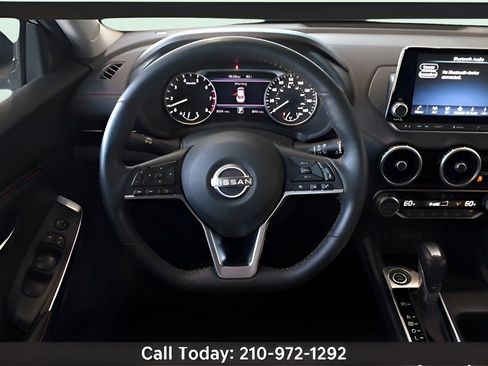 Used 2025 Nissan Sentra SR w/ SR Premium Package image 11