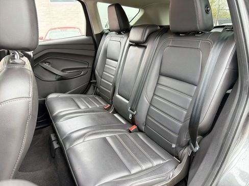 Used 2019 Ford Escape SEL image 20