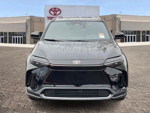Certified 2024 Toyota bZ4X XLE image 7