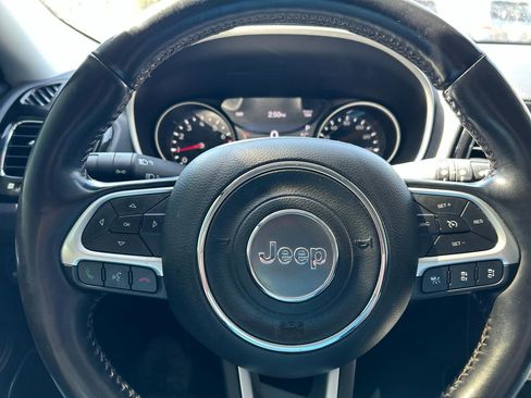 Used 2021 Jeep Compass Limited AWD/4WD image 12