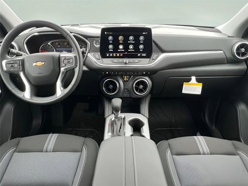New 2025 Chevrolet Blazer LT w/ Midnight/Sport Edition image 13