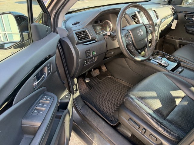 Used 2020 Honda Ridgeline RTL-E image 11