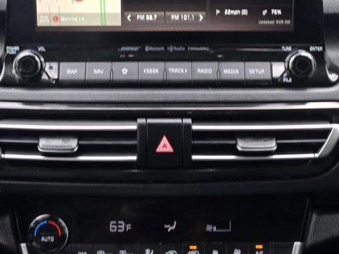 Used 2021 Kia Seltos SX image 37