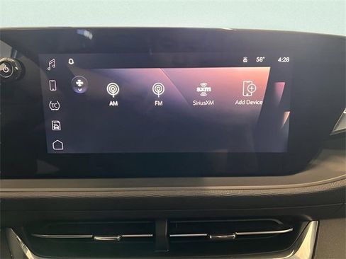 Used 2025 Buick Envista Preferred image 18