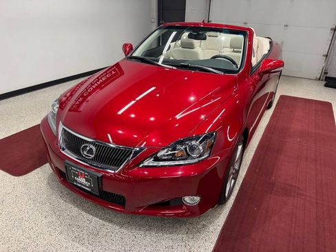 Used 2013 Lexus IS 250C RWD image 5