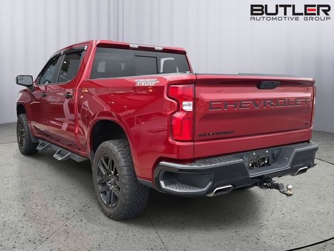 Used 2021 Chevrolet Silverado 1500 LT Trail Boss w/ Convenience Package II AWD/4WD image 9