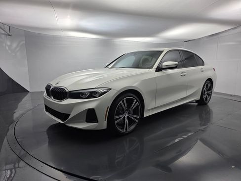 Used 2023 BMW 330i Sedan w/ Driving Assistance Package RWD image 8