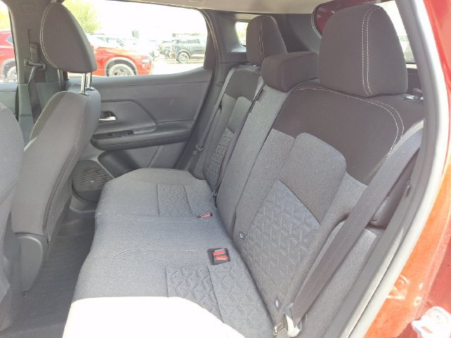 Certified 2025 Nissan Kicks SV FWD image 25