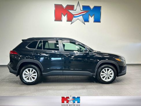 Used 2023 Toyota Corolla Cross LE w/ Black Badges Package (TMS) AWD/4WD image 1