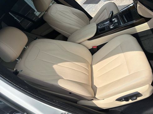 Used 2018 BMW X5 xDrive40e AWD/4WD image 28