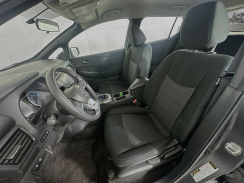Used 2019 Nissan Leaf S Plus w/ Protection Package FWD image 13