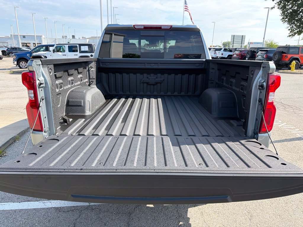 New 2026 Chevrolet Silverado 1500 RST w/ RST All Star Premium Package AWD/4WD image 13