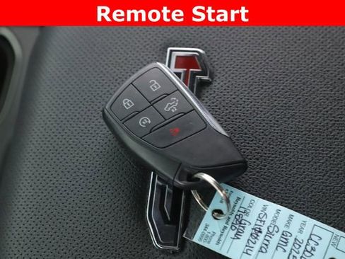 Used 2025 GMC Sierra 2500 AT4 w/ Technology Package image 3