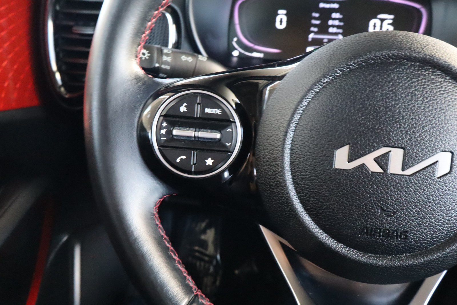 Used 2023 Kia Soul GT-Line FWD image 24