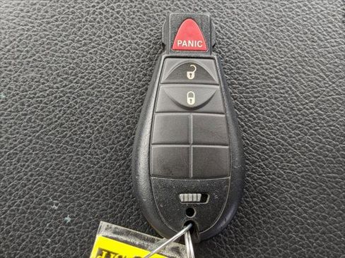 Certified 2022 RAM 1500 Classic SLT image 24