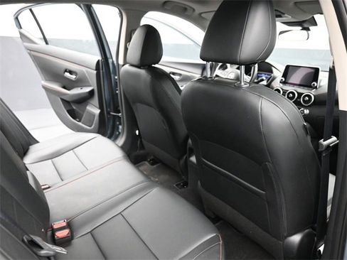 Used 2025 Nissan Sentra SR w/ SR Premium Package image 21