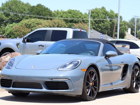 Used 2017 Porsche 718 Boxster S image 44