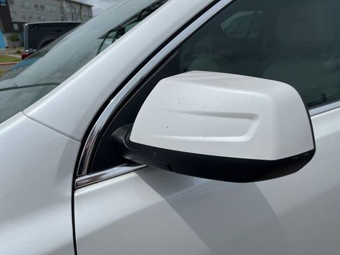 Used 2017 GMC Acadia Denali w/ Technology Package image 38