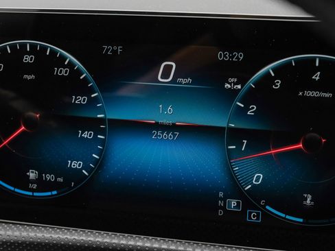 Used 2023 Mercedes-Benz CLA 250 image 26