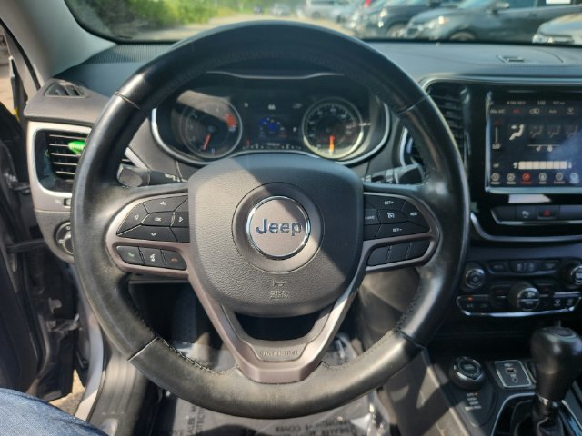 Used 2019 Jeep Cherokee Limited AWD/4WD image 11
