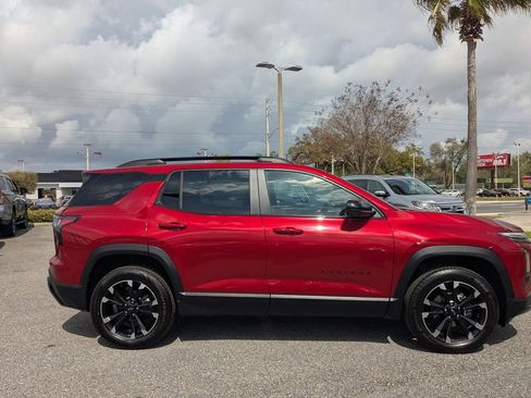 Used 2025 Chevrolet Equinox RS w/ Safety and Technology Package image 2