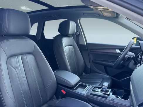 Used 2022 Audi Q5 2.0T Premium w/ Convenience Package image 30