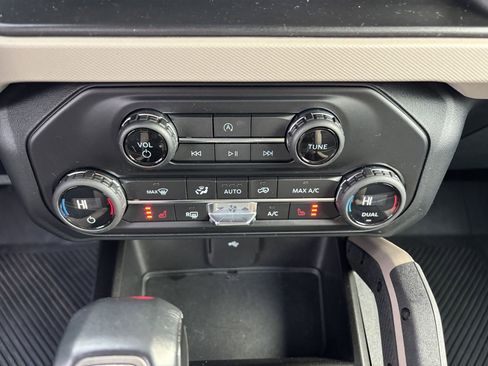 Used 2021 Ford Bronco Big Bend image 28