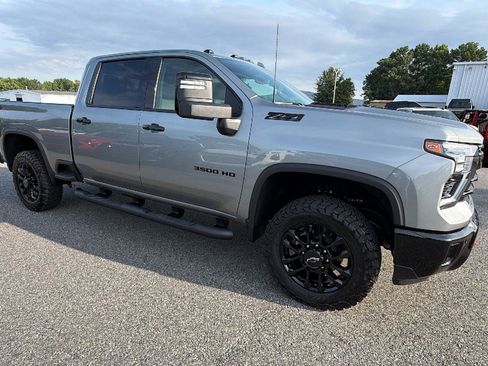 New 2026 Chevrolet Silverado 3500 LTZ w/ LTZ Plus Package AWD/4WD image 7