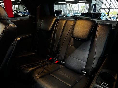 Used 2023 Mercedes-Benz GLS 450 4MATIC image 44
