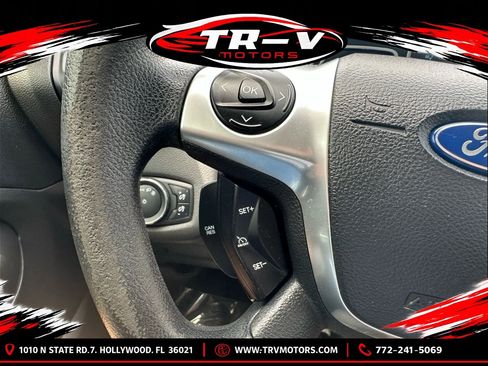Used 2014 Ford Escape SE w/ Equipment Group 201A FWD image 21