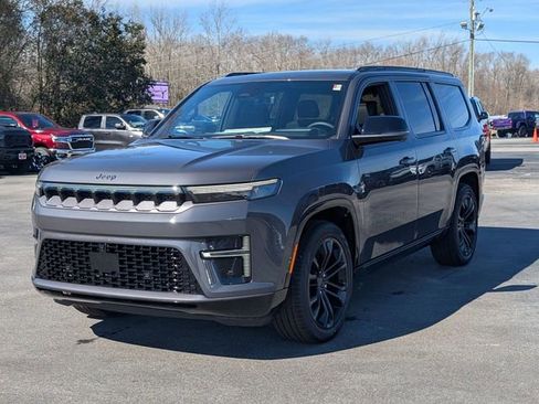 New 2026 Jeep Grand Wagoneer Summit image 4