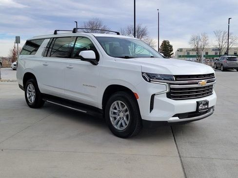 Used 2021 Chevrolet Suburban LT AWD/4WD image 4