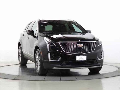 Certified 2022 Cadillac XT5 Premium Luxury w/ Technology Package image 11