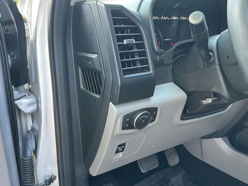 Used 2018 Ford F150 XL w/ Equipment Group 101A Mid AWD/4WD image 30