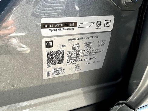 New 2025 Cadillac XT6 Luxury image 13