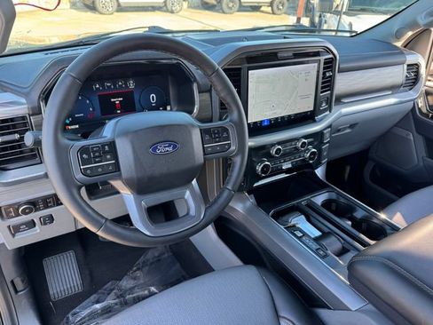 Used 2025 Ford F150 Lariat w/ Equipment Group 501A Mid AWD/4WD image 7