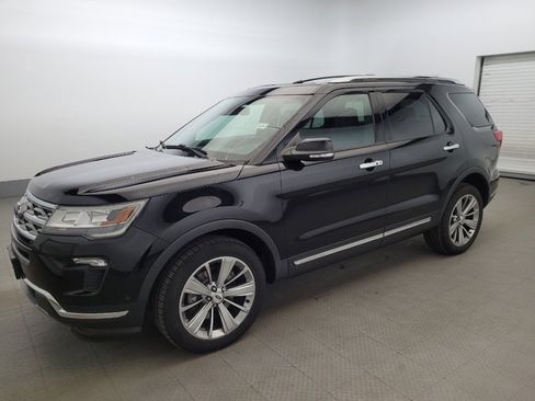 Used 2018 Ford Explorer Limited w/ Equipment Group 301A image 2