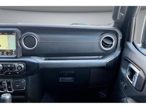 Used 2023 Jeep Wrangler Unlimited Sahara w/ Cold Weather Group AWD/4WD image 46