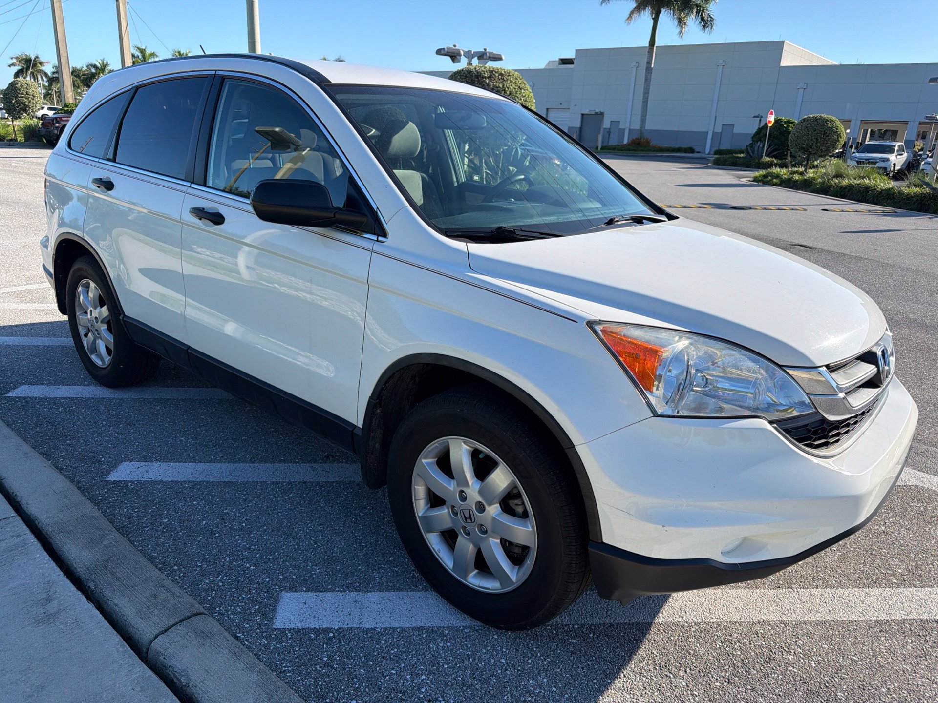 Used 2011 Honda CR-V SE image 5