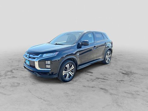 Used 2025 Mitsubishi Outlander Sport ES AWD/4WD image 4
