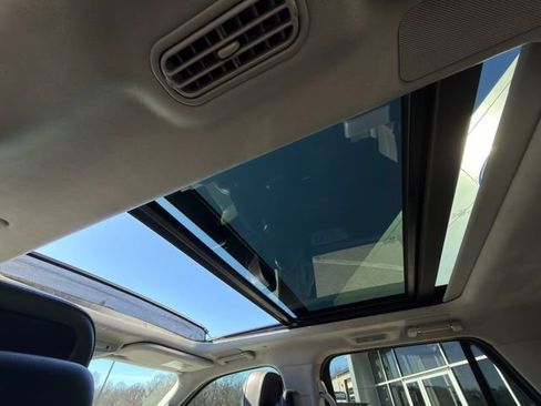 Used 2022 Lincoln Navigator Black Label image 17