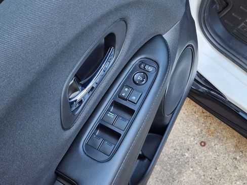 Used 2022 Honda HR-V Sport image 21