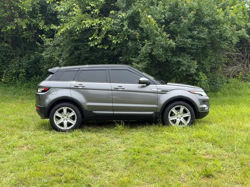 Used 2015 Land Rover Range Rover Evoque Pure Plus AWD/4WD image 5